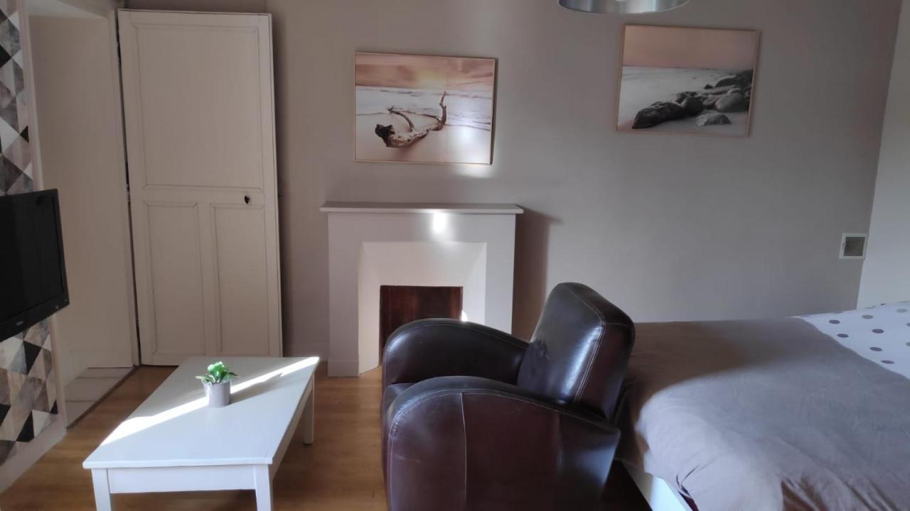 Chambre Privee Tout Confort Conlie Exterior photo